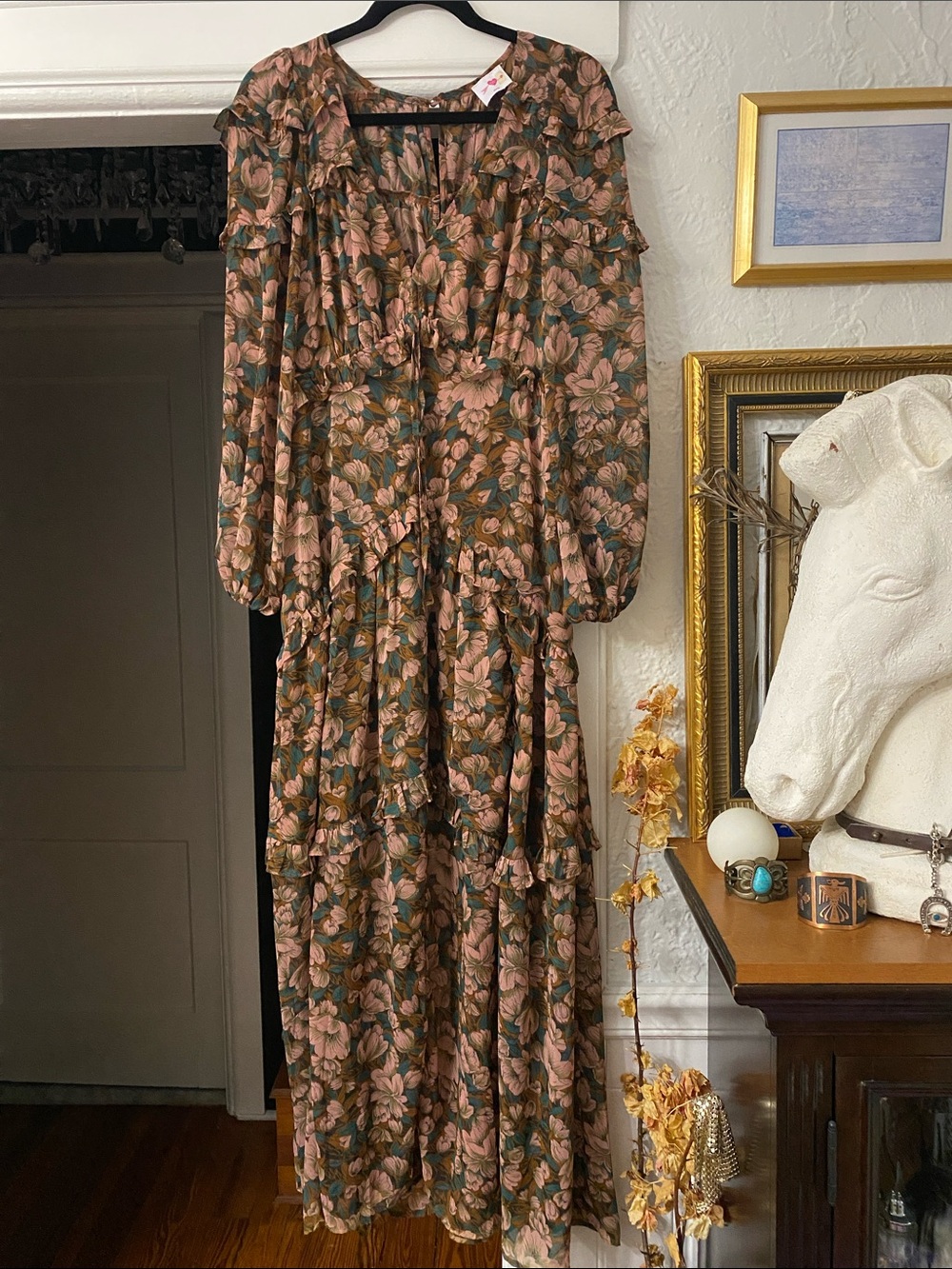 BuddyLove Pia Long Sleeve Maxi Dress in Lost Lovers - Picture 7 of 16